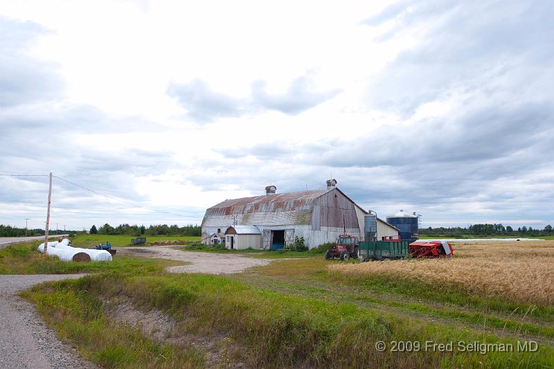 20090829_195632 D3.jpg - Lake St Jean Region